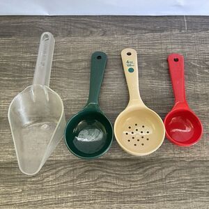 Lot Of 4 Carlisle Measure Plastic Spoons Red 2oz Green 4oz Beige 4oz Clear 6oz